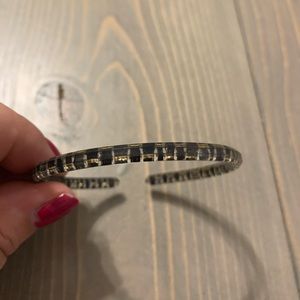 Colour by Amber skinny bracelet